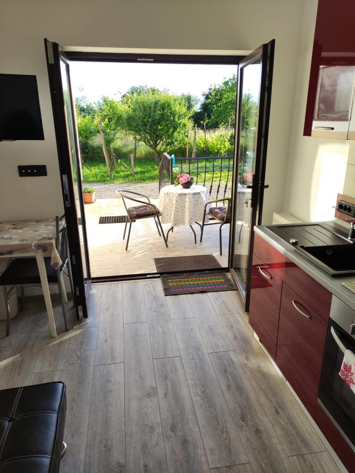Apartmani Melia Marčelji Esterno foto